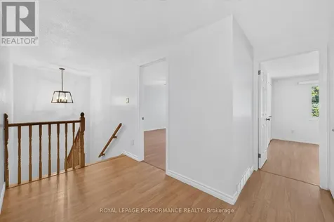 2365 Keystone Court Ottawa ON K1W 1B1