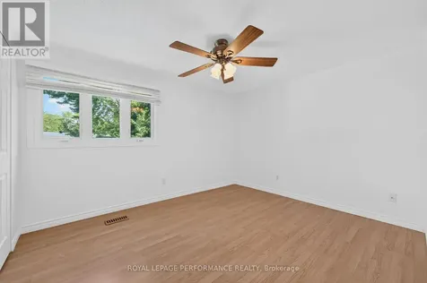 2365 Keystone Court Ottawa ON K1W 1B1