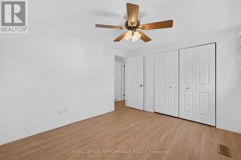 2365 Keystone Court Ottawa ON K1W 1B1