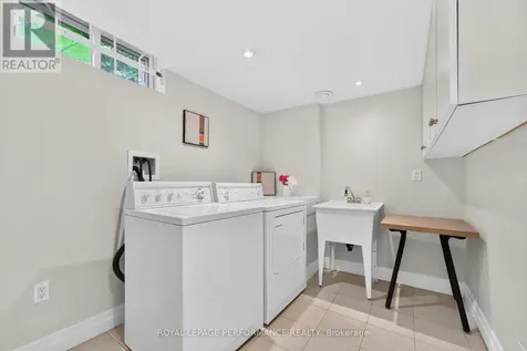 2365 Keystone Court Ottawa ON K1W 1B1