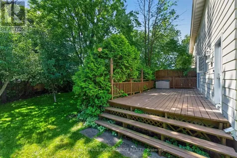 2365 Keystone Court Ottawa ON K1W 1B1