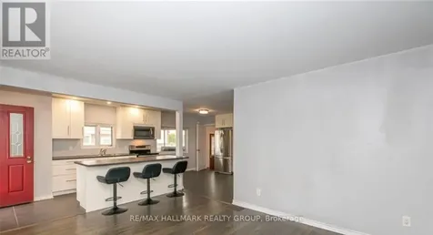 1387 Sault Street Ottawa ON K1E 1G8