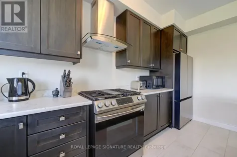 372 Blackburn Drive Brantford ON N3T 5L5