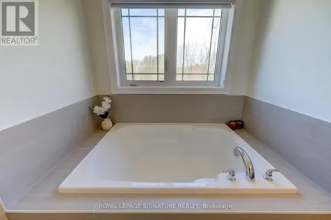 372 Blackburn Drive Brantford ON N3T 5L5