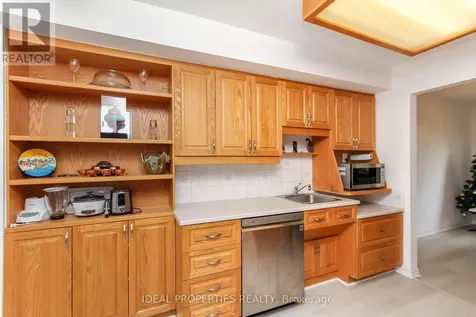 2415 Southvale Crescent Ottawa ON K1B 4T9