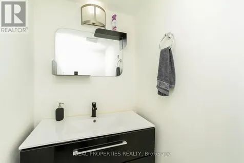 2415 Southvale Crescent Ottawa ON K1B 4T9