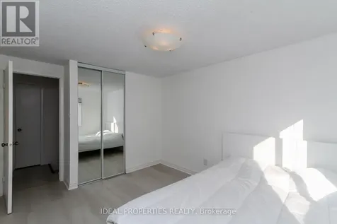 2415 Southvale Crescent Ottawa ON K1B 4T9