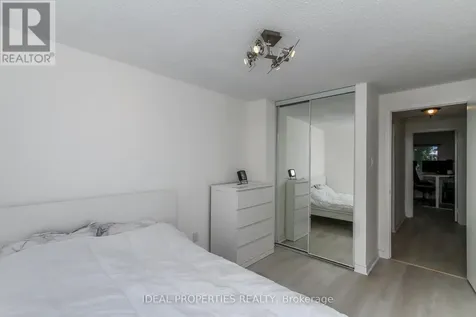 2415 Southvale Crescent Ottawa ON K1B 4T9