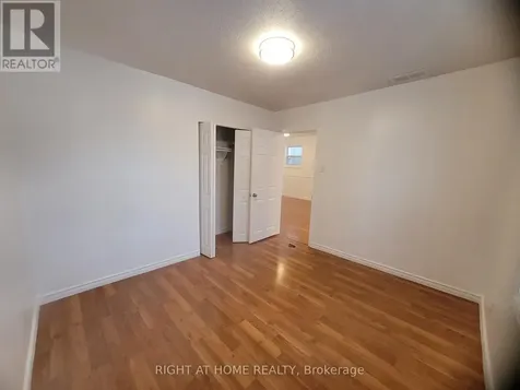 298 Montfort Street Ottawa ON K1L 5N6
