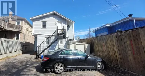 298 Montfort Street Ottawa ON K1L 5N6