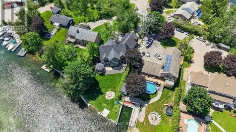 465 Mooney Crescent Orillia ON L3V 6R5