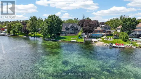 465 Mooney Crescent Orillia ON L3V 6R5