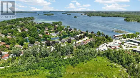 465 Mooney Crescent Orillia ON L3V 6R5
