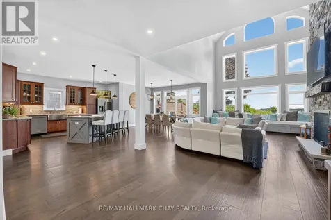465 Mooney Crescent Orillia ON L3V 6R5