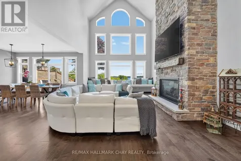 465 Mooney Crescent Orillia ON L3V 6R5