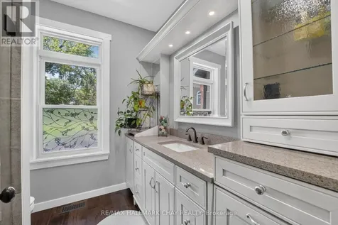 465 Mooney Crescent Orillia ON L3V 6R5