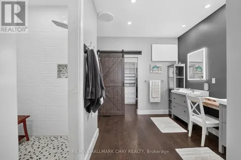 465 Mooney Crescent Orillia ON L3V 6R5