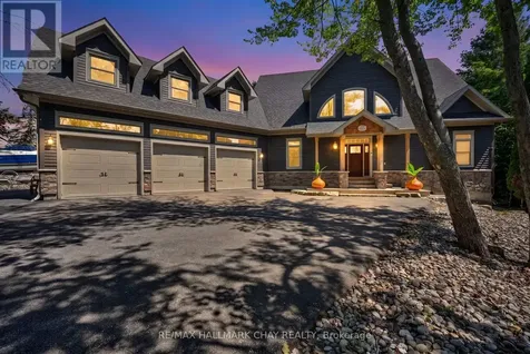 465 Mooney Crescent Orillia ON L3V 6R5