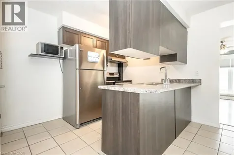 1027 Bernhardt Street Cambridge ON N3H 2X9