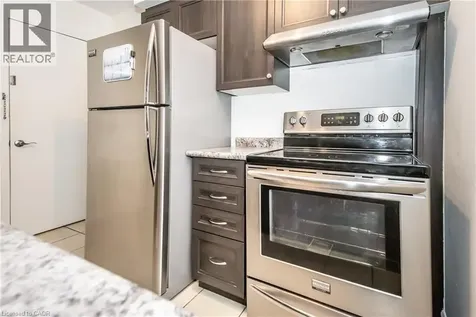 1027 Bernhardt Street Cambridge ON N3H 2X9