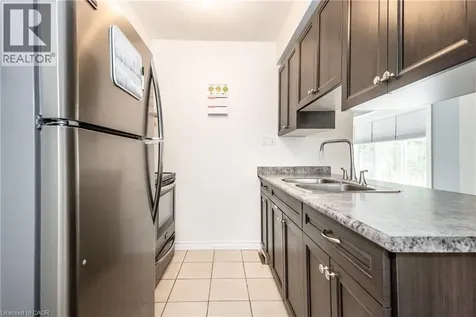 1027 Bernhardt Street Cambridge ON N3H 2X9