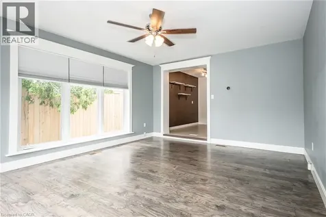 1027 Bernhardt Street Cambridge ON N3H 2X9