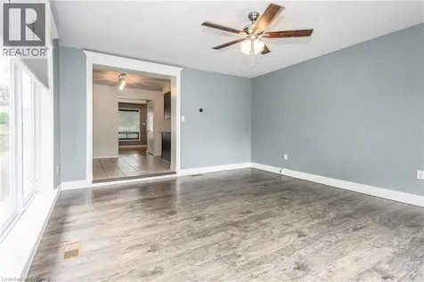 1027 Bernhardt Street Cambridge ON N3H 2X9