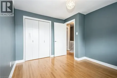 1027 Bernhardt Street Cambridge ON N3H 2X9