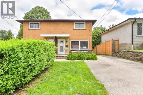 1027 Bernhardt Street Cambridge ON N3H 2X9