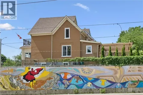 40 Madison Avenue South Kitchener ON N2G 3M5
