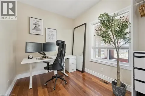 40 Madison Avenue South Kitchener ON N2G 3M5