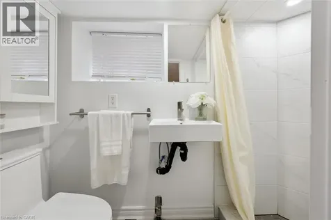 40 Madison Avenue South Kitchener ON N2G 3M5