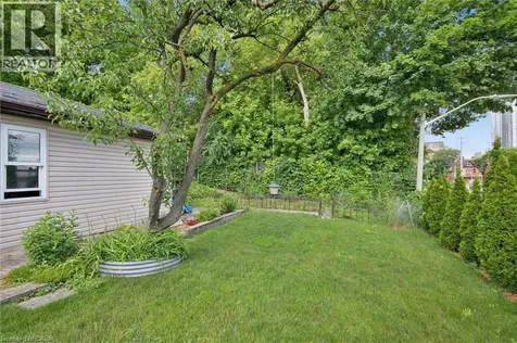 40 Madison Avenue South Kitchener ON N2G 3M5