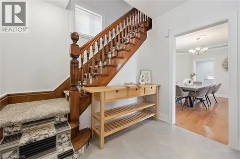 40 Madison Avenue South Kitchener ON N2G 3M5