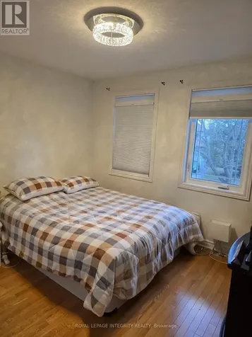 63 Topley Crescent Ottawa ON K1G 4M7