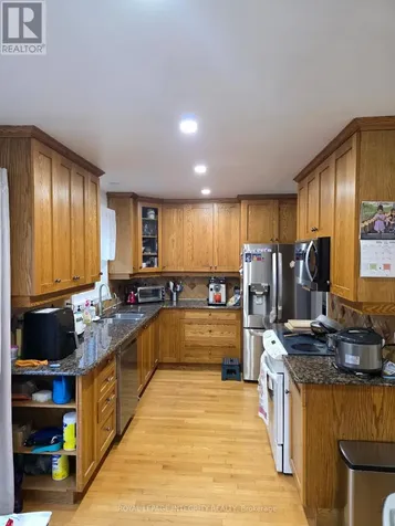 63 Topley Crescent Ottawa ON K1G 4M7
