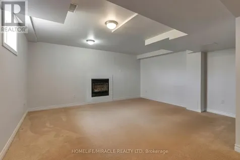 2299 Glazebrook Circle Oakville (wm Westmount) ON L6M 5B5