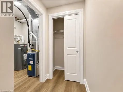 259 King Street East Stoney Creek ON L8G 1L9