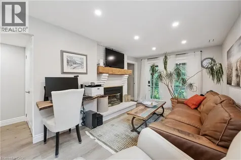 130 Blenheim Road Cambridge ON N1S 1G1
