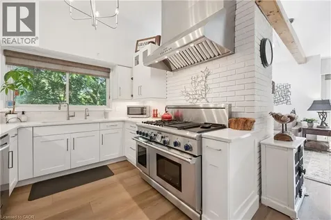 130 Blenheim Road Cambridge ON N1S 1G1