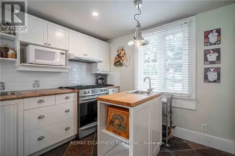 99 Argyle Street North Haldimand ON N3W 1B8