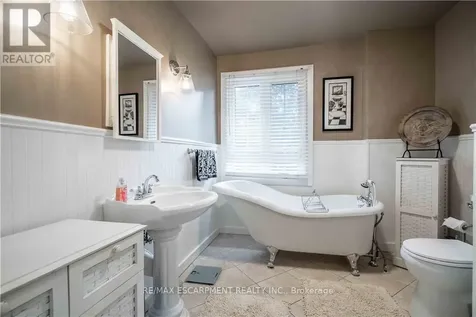 99 Argyle Street North Haldimand ON N3W 1B8