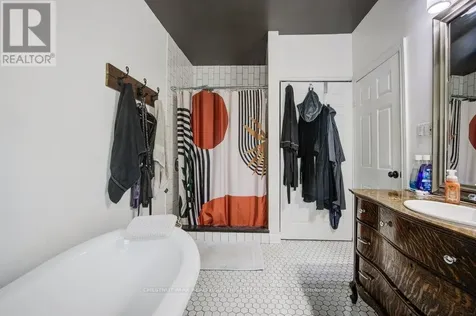 57 Glasgow Street Kitchener ON N2G 2G8