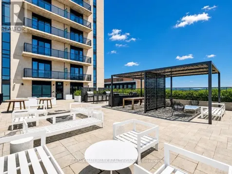 560 Rideau Street Ottawa ON K1N 5Z8