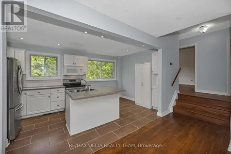 841 Balsam Drive Ottawa ON K1E 1B8