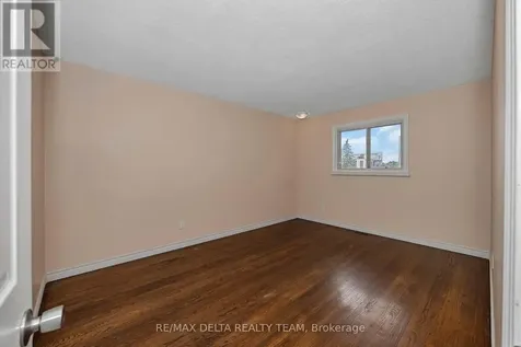 841 Balsam Drive Ottawa ON K1E 1B8