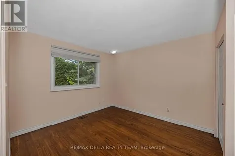 841 Balsam Drive Ottawa ON K1E 1B8
