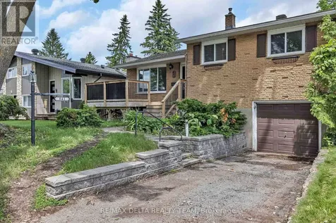 841 Balsam Drive Ottawa ON K1E 1B8