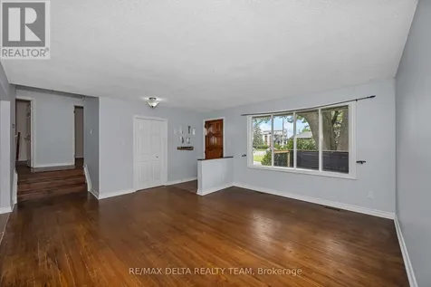 841 Balsam Drive Ottawa ON K1E 1B8