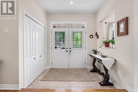14 Sachs Forest Place Ottawa ON K2G 6V2
